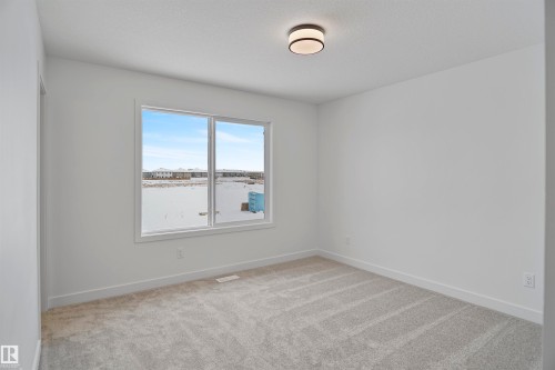29 Ficus Way, Fort Saskatchewan, AB - Indoor Photo Showing Other Room