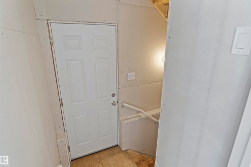 29 Ficus Way, Fort Saskatchewan, AB - Indoor Photo Showing Other Room