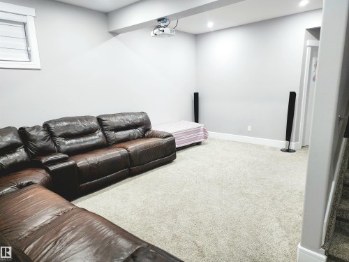 1357 Watt Drive, Edmonton, AB - Indoor