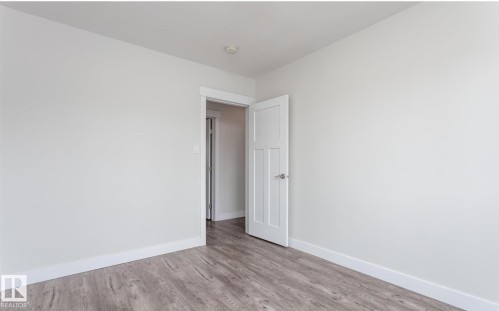 6511 95 Avenue, Edmonton, AB - Indoor Photo Showing Other Room