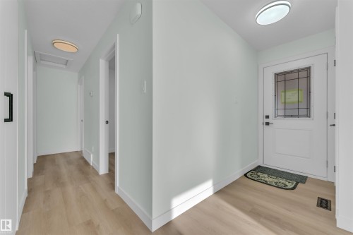 3808 17A Avenue, Edmonton, AB - Indoor Photo Showing Other Room