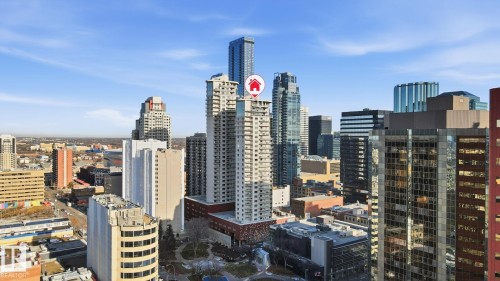902 10136 104 Street, Edmonton, AB - Outdoor