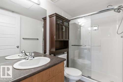 114 10518 113 Street, Edmonton, AB - Indoor Photo Showing Bathroom
