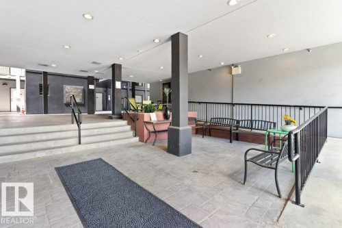 114 10518 113 Street, Edmonton, AB - Indoor Photo Showing Other Room