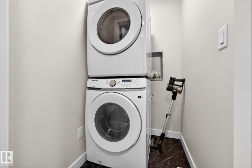431 Conroy Crescent, Edmonton, AB - Indoor Photo Showing Laundry Room