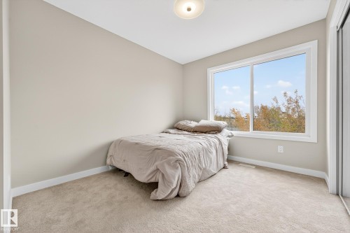 431 Conroy Crescent, Edmonton, AB - Indoor Photo Showing Bedroom