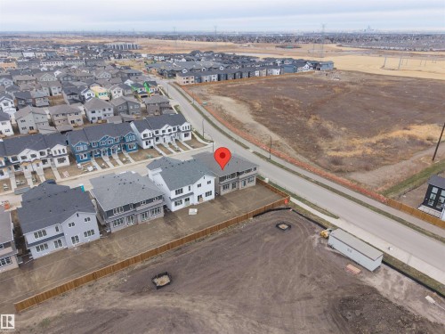 305 26St, Edmonton, AB - Outdoor With View