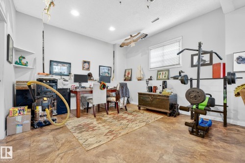 4664 16A Avenue, Edmonton, AB - Indoor Photo Showing Other Room