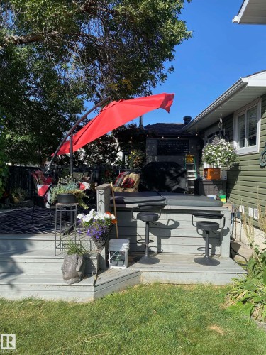 4664 16A Avenue, Edmonton, AB - Outdoor