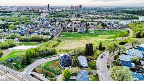 9260A Strathearn Drive, Edmonton, AB 