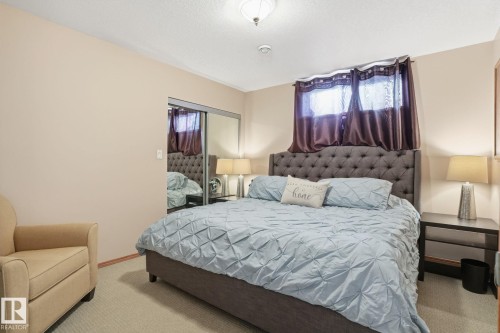 5002 58 Street, Daysland, AB - Indoor Photo Showing Bedroom