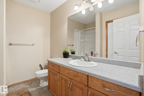 5002 58 Street, Daysland, AB - Indoor Photo Showing Bathroom