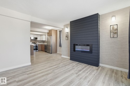 71 Lancaster Terrace, Edmonton, AB - Indoor With Fireplace