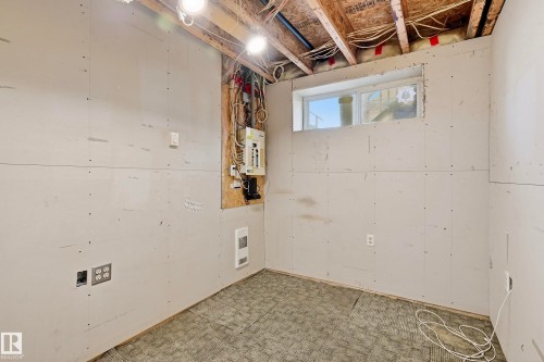 11727 83 Street, Edmonton, AB - Indoor Photo Showing Other Room