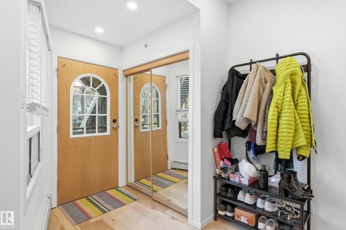 11138 83 Avenue, Edmonton, AB - Indoor