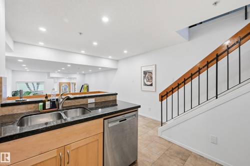 11138 83 Avenue, Edmonton, AB - Indoor Photo Showing Kitchen With Double Sink