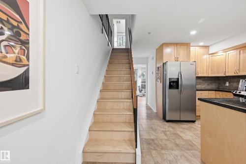 11138 83 Avenue, Edmonton, AB - Indoor Photo Showing Kitchen
