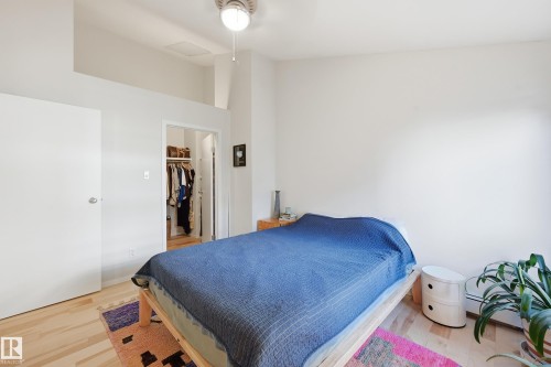 11138 83 Avenue, Edmonton, AB - Indoor Photo Showing Bedroom