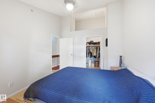 11138 83 Avenue, Edmonton, AB - Indoor Photo Showing Bedroom