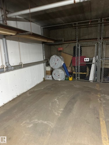 11138 83 Avenue, Edmonton, AB - Indoor Photo Showing Garage