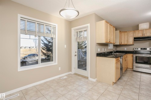 204 178 Bridgeport Boulevard, Leduc, AB - Indoor Photo Showing Kitchen