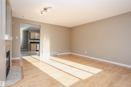 204 178 Bridgeport Boulevard, Leduc, AB - Indoor Photo Showing Other Room