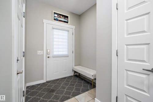 7043 174 Avenue, Edmonton, AB - Indoor Photo Showing Other Room