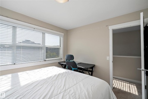 7043 174 Avenue, Edmonton, AB - Indoor Photo Showing Bedroom