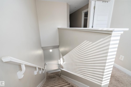 7043 174 Avenue, Edmonton, AB - Indoor Photo Showing Other Room