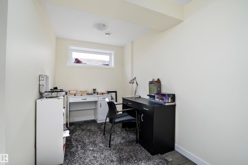 7043 174 Avenue, Edmonton, AB - Indoor Photo Showing Office