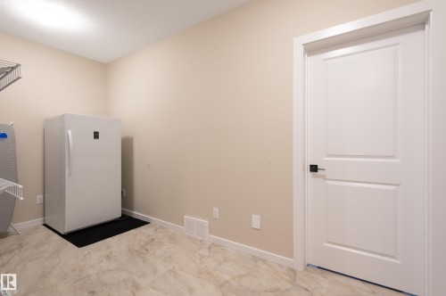 179 Redwing Wynd, St. Albert, AB - Indoor Photo Showing Other Room