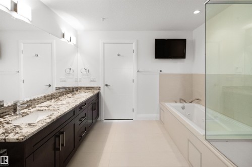 408 1350 Windermere Way, Edmonton, AB - Indoor Photo Showing Bathroom