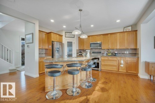 827 Southfork Green, Leduc, AB - Indoor Photo Showing Kitchen