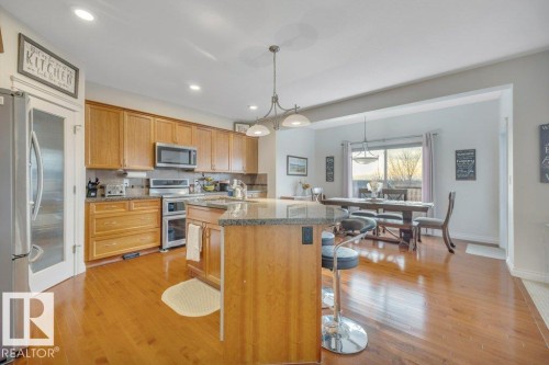 827 Southfork Green, Leduc, AB - Indoor Photo Showing Kitchen