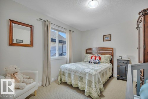 827 Southfork Green, Leduc, AB - Indoor Photo Showing Bedroom