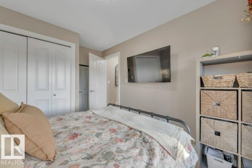 827 Southfork Green, Leduc, AB - Indoor Photo Showing Bedroom