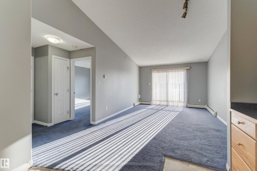 409 151 Edwards Drive Sw, Edmonton, AB - Indoor Photo Showing Other Room