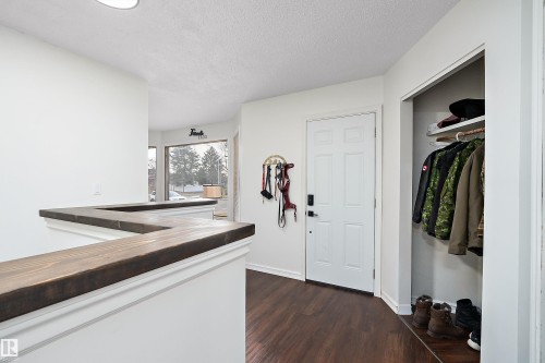 5546 Centennial Drive, Wetaskiwin, AB - Indoor