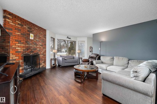 5546 Centennial Drive, Wetaskiwin, AB - Indoor Photo Showing Living Room With Fireplace