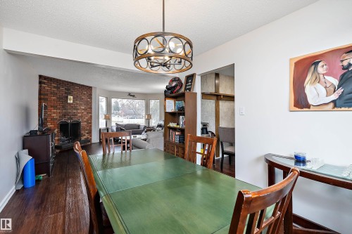 5546 Centennial Drive, Wetaskiwin, AB - Indoor Photo Showing Dining Room