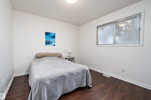 5546 Centennial Drive, Wetaskiwin, AB - Indoor Photo Showing Bedroom