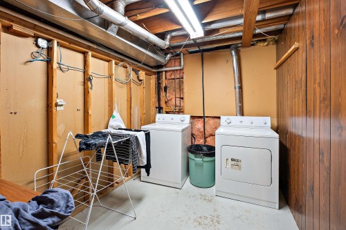 5546 Centennial Drive, Wetaskiwin, AB - Indoor Photo Showing Laundry Room