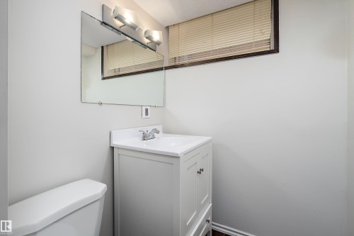 5546 Centennial Drive, Wetaskiwin, AB - Indoor