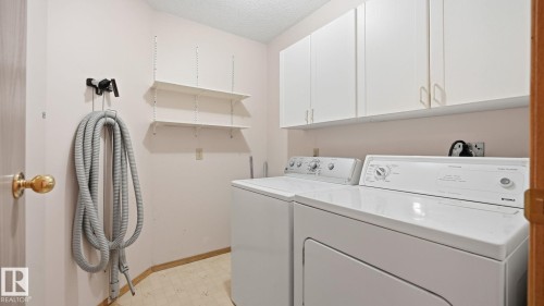 Edmonton, AB - Indoor Photo Showing Laundry Room