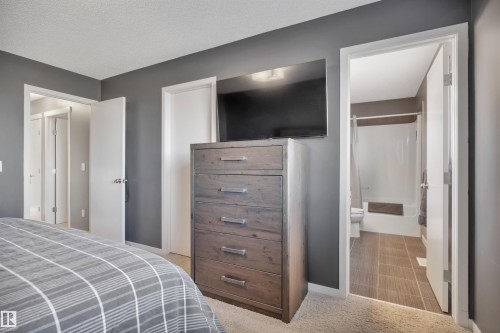 16408 12 Avenue, Edmonton, AB - Indoor Photo Showing Bedroom