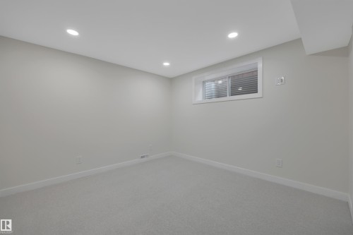 16408 12 Avenue, Edmonton, AB - Indoor Photo Showing Other Room