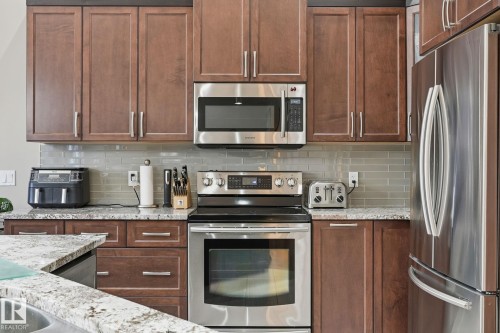 12 3090 Cameron Heights Way, Edmonton, AB - Indoor Photo Showing Kitchen With Double Sink With Upgraded Kitchen