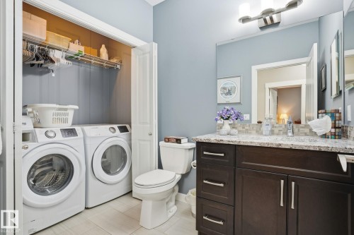 12 3090 Cameron Heights Way, Edmonton, AB - Indoor Photo Showing Laundry Room