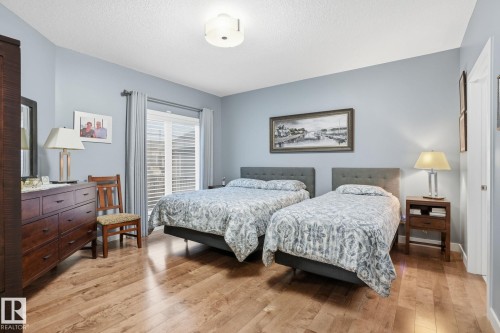12 3090 Cameron Heights Way, Edmonton, AB - Indoor Photo Showing Bedroom