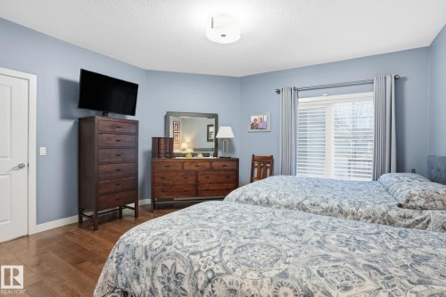 12 3090 Cameron Heights Way, Edmonton, AB - Indoor Photo Showing Bedroom